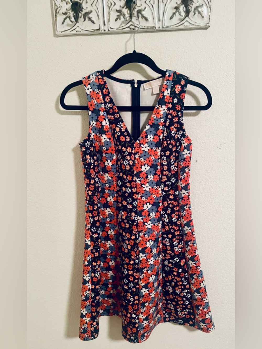 Michael Kors Mixed Floral Scuba Fit-and-Flare V-Neck Sleeveless Dress Blue Red S